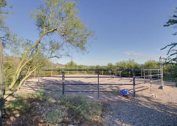 Tucson - Hiking Trail Access On-site! Avra